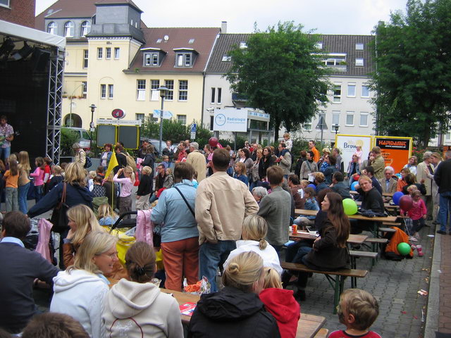 gal/2007/2007 Ruettenscheider Kinderfest/2007 Saitentwist Ruettenscheider Kinderfest 1.9. 438.jpg